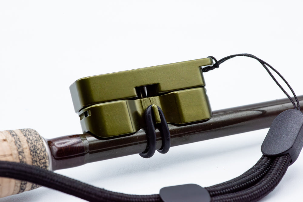 Thomas & Thomas Rods & Accessories - T&T Cling green rod rack on fly fishing rod 